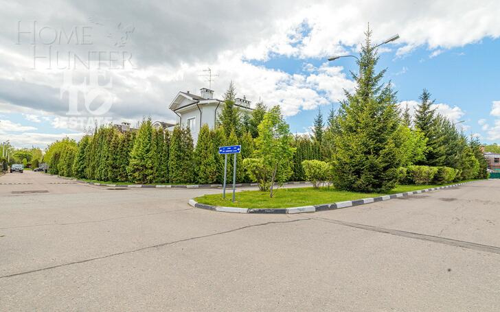 2-этажный таунхаус 330 м² без отделки
