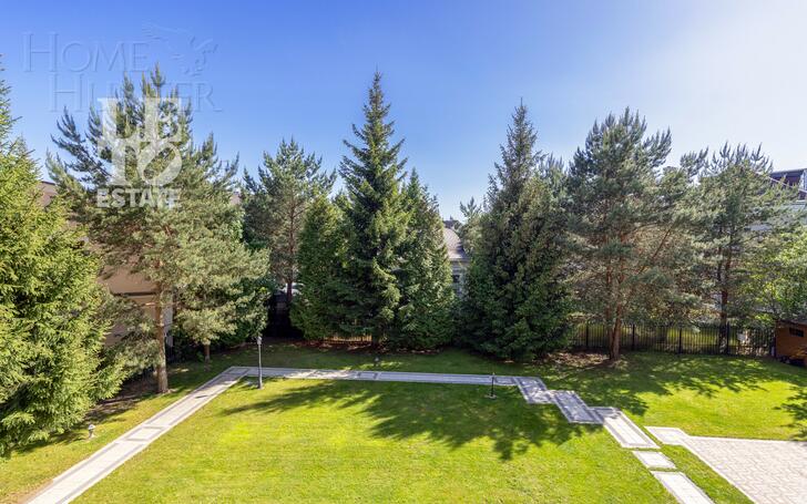 3-этажный коттедж 660 м² с отделкой