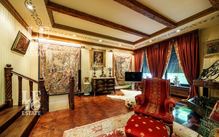 3-этажный коттедж 850 м² с отделкой