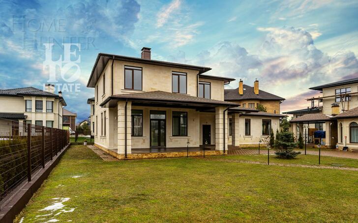2-этажный коттедж 400 м² с отделкой
