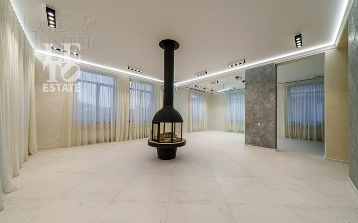 2-этажный коттедж 400 м² с отделкой