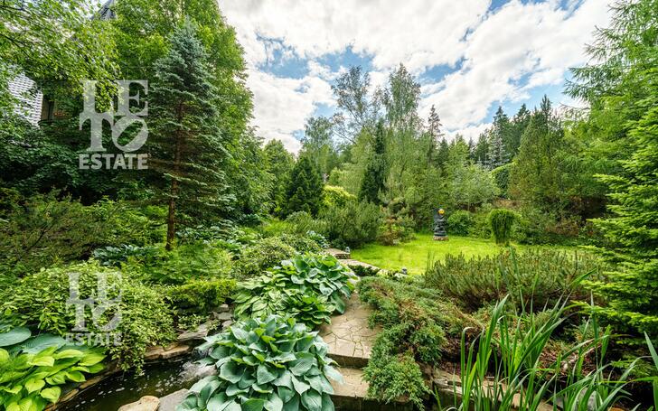 3-этажный коттедж 850 м² с отделкой