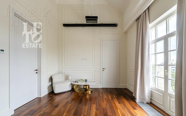 2-этажный коттедж 260 м² с отделкой
