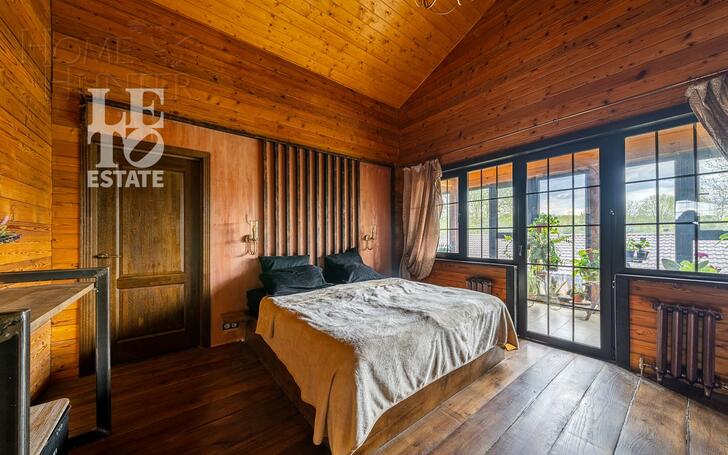 2-этажный коттедж 340 м² с отделкой