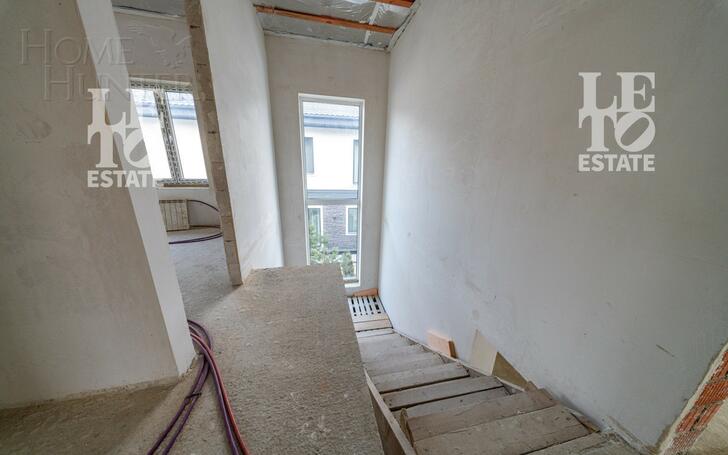 2-этажный коттедж 250 м² без отделки