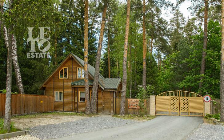2-этажный коттедж 215.4 м² с отделкой
