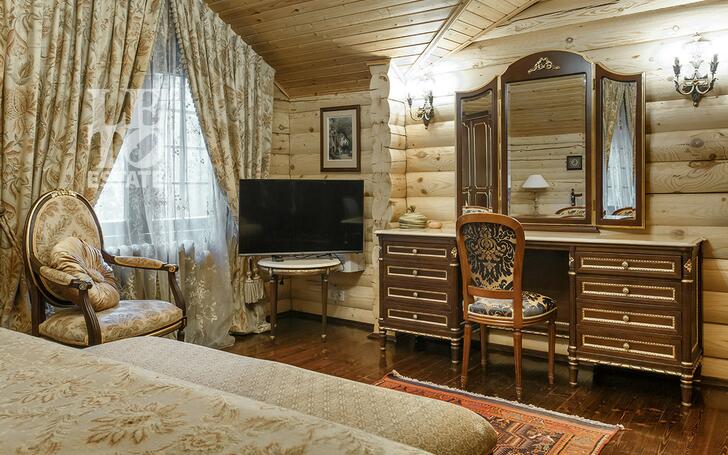 2-этажный коттедж 215.4 м² с отделкой