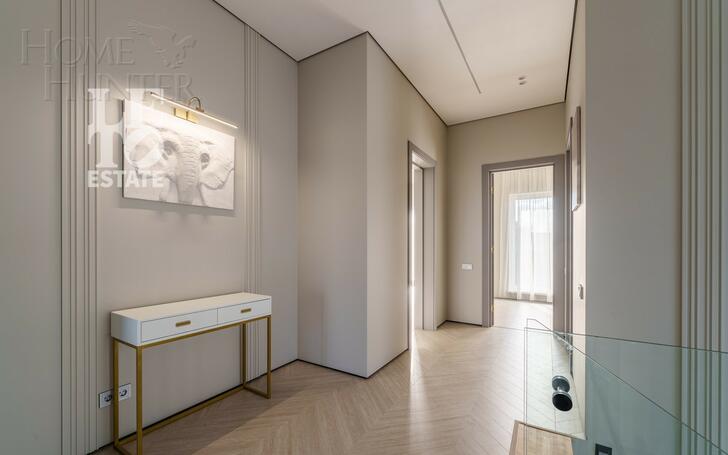 2-этажный коттедж 242.4 м² с отделкой