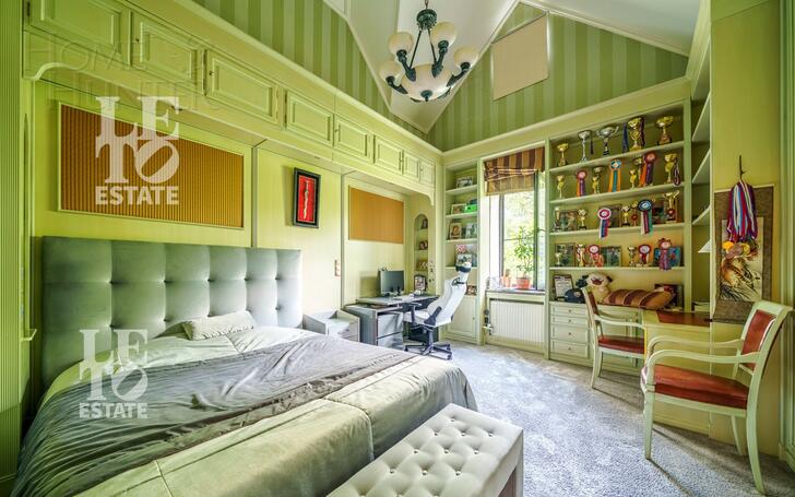 3-этажный коттедж 850 м² с отделкой