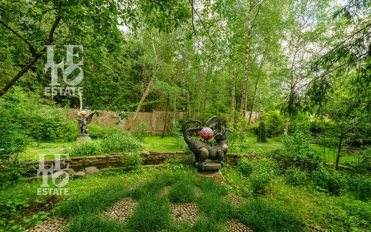 3-этажный коттедж 850 м² с отделкой