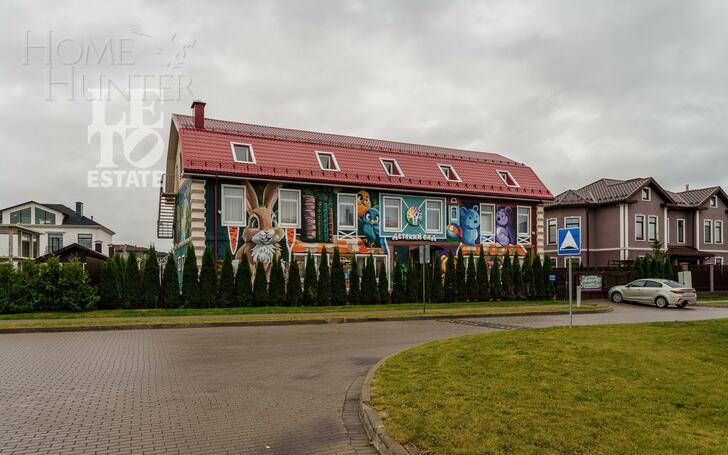 2-этажный коттедж 242.4 м² с отделкой
