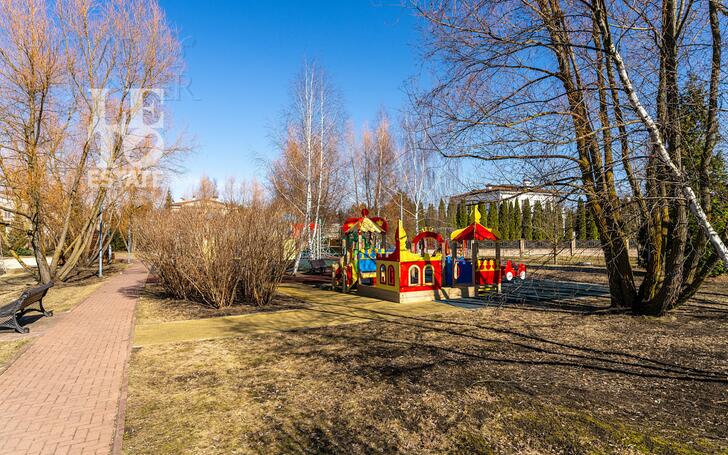 2-этажный коттедж 1 000 м² без отделки