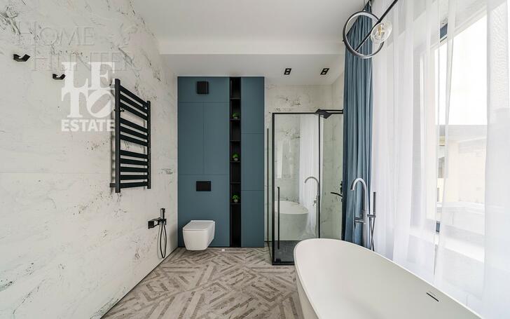 2-этажный коттедж 300 м² с отделкой