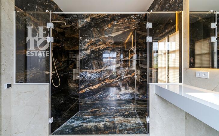 2-этажный коттедж 260 м² с отделкой