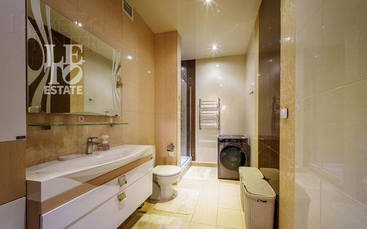 2-этажный коттедж 1 100 м² с отделкой