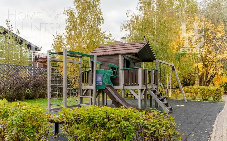 2-этажный коттедж 250 м² без отделки