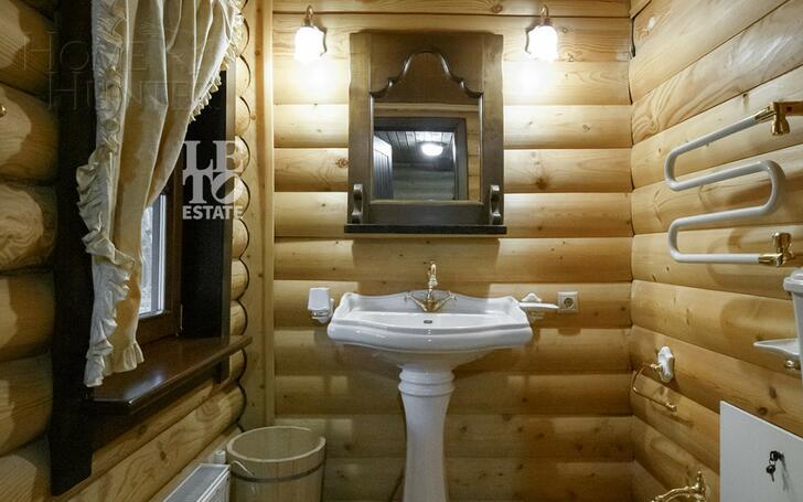 2-этажный коттедж 215.4 м² с отделкой
