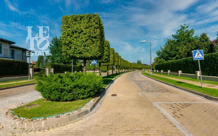 2-этажный коттедж 961 м² с отделкой