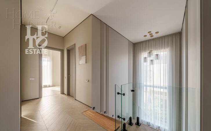 2-этажный коттедж 242.4 м² с отделкой