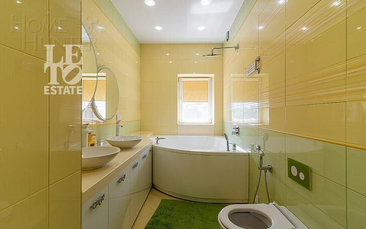 2-этажный коттедж 700 м² с отделкой