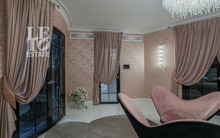 3-этажный коттедж 1 200 м² с отделкой