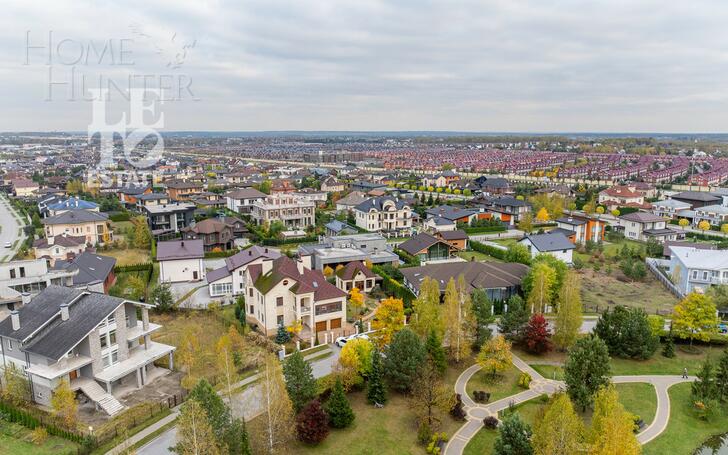 2-этажный коттедж 320 м² с отделкой