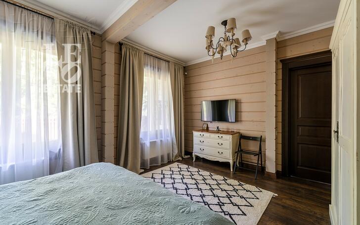 2-этажный коттедж 420 м² с отделкой