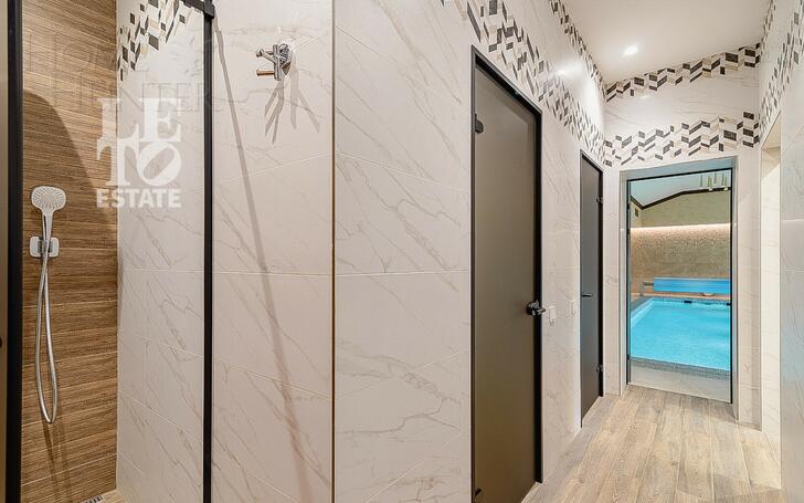 2-этажный коттедж 700 м² с отделкой