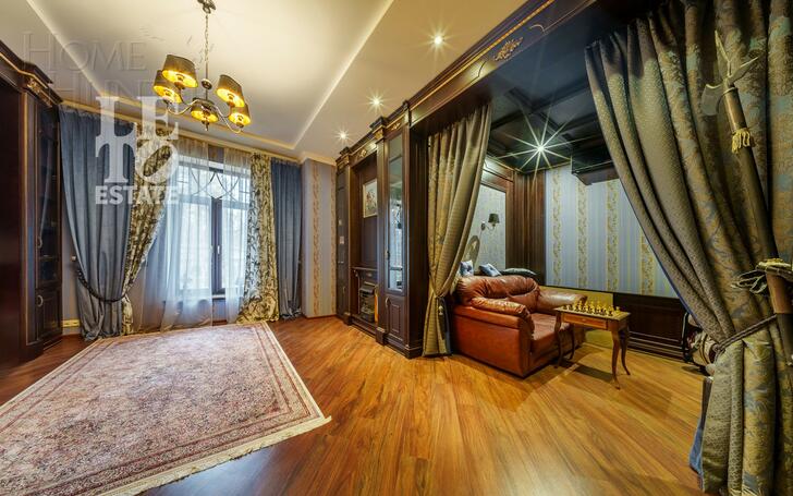 2-этажный коттедж 1 100 м² с отделкой