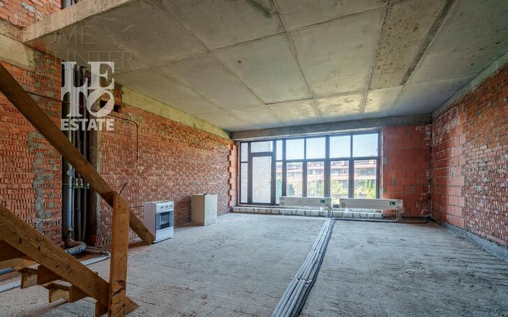 2-этажный таунхаус 270 м² без отделки