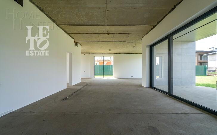 2-этажный коттедж 890 м² без отделки