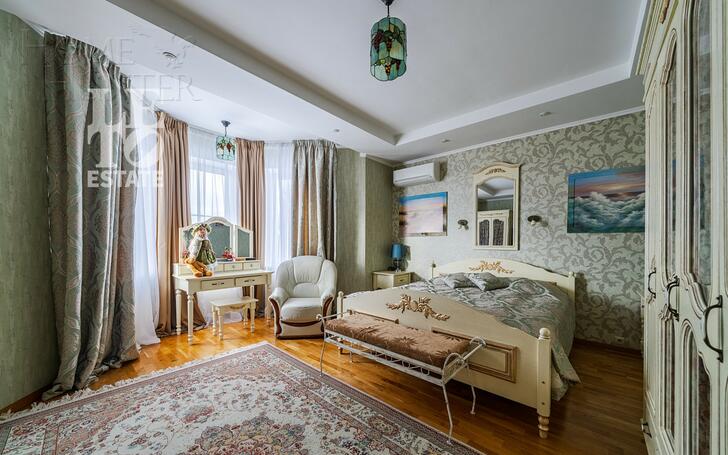 2-этажный коттедж 554 м² с отделкой