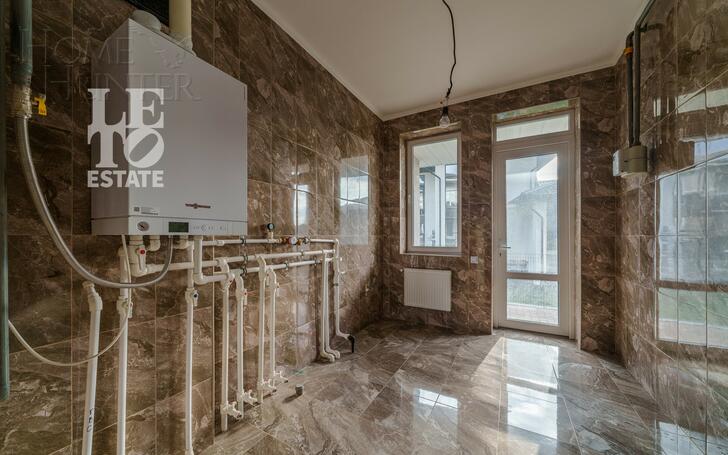 2-этажный коттедж 307 м² с отделкой