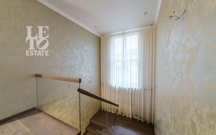2-этажный коттедж 400 м² с отделкой