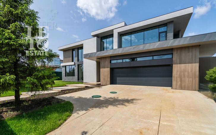 2-этажный коттедж 890 м² без отделки