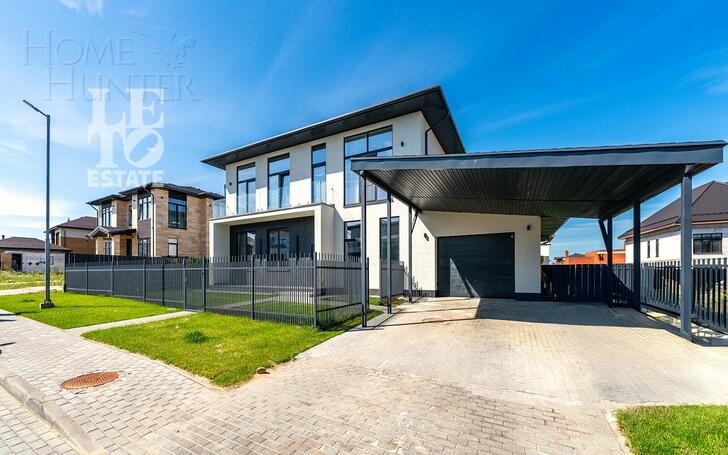 2-этажный коттедж 260 м² с отделкой