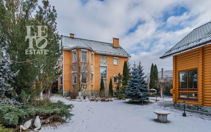 2-этажный коттедж 554 м² с отделкой