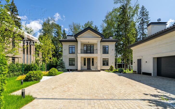 2-этажный коттедж 462 м² с отделкой