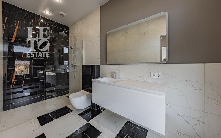 2-этажный коттедж 238.4 м² с отделкой