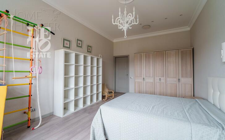 2-этажный коттедж 320 м² с отделкой