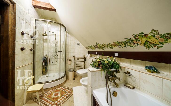 3-этажный коттедж 850 м² с отделкой