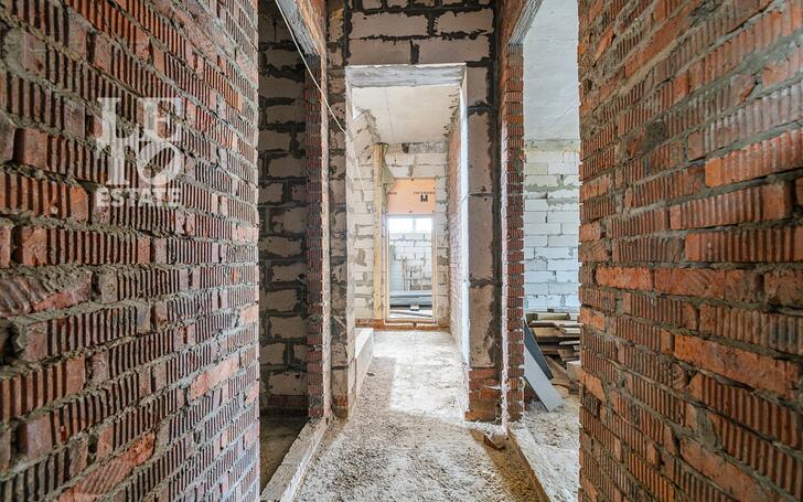 2-этажный коттедж 500 м² без отделки