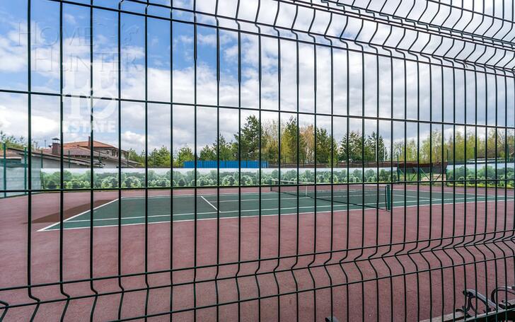 2-этажный коттедж 340 м² с отделкой