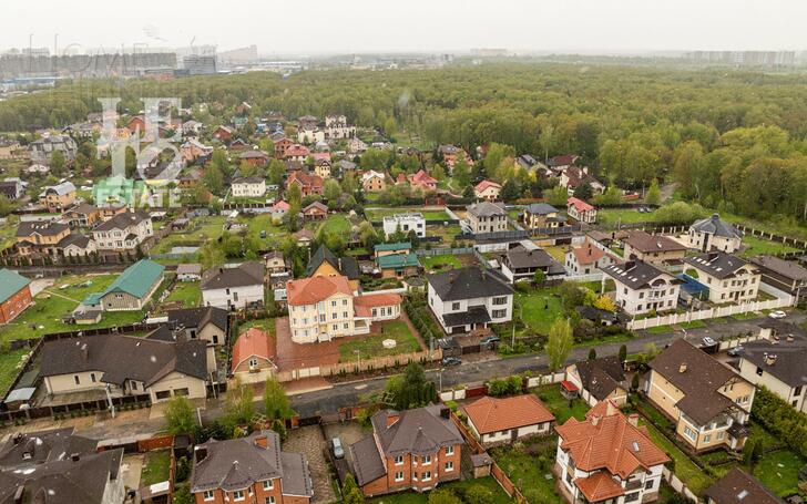 Участок 1.8 сот. в охраняемом поселке