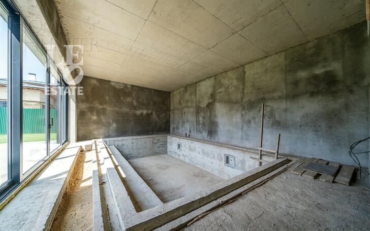 2-этажный коттедж 890 м² без отделки