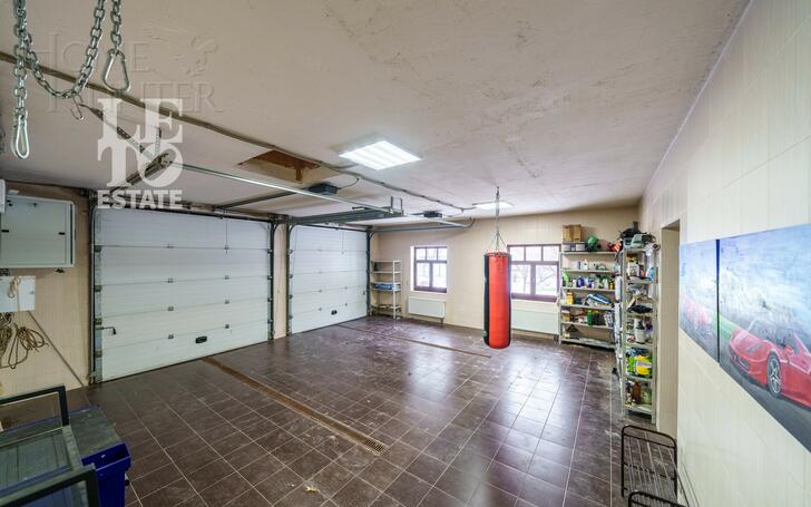 2-этажный коттедж 680 м² с отделкой