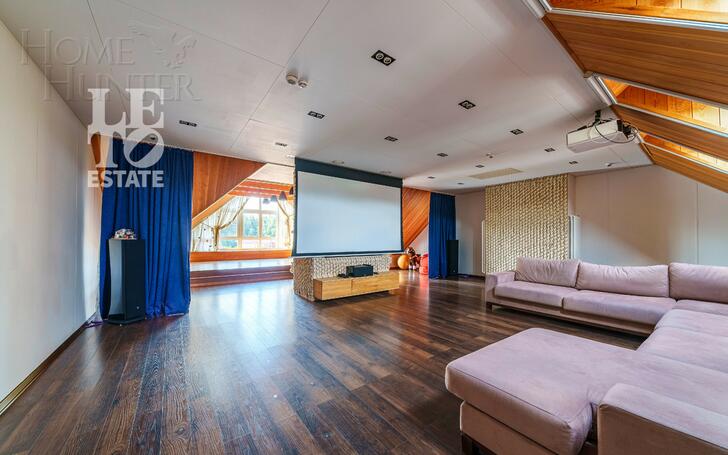 3-этажный коттедж 500 м² с отделкой
