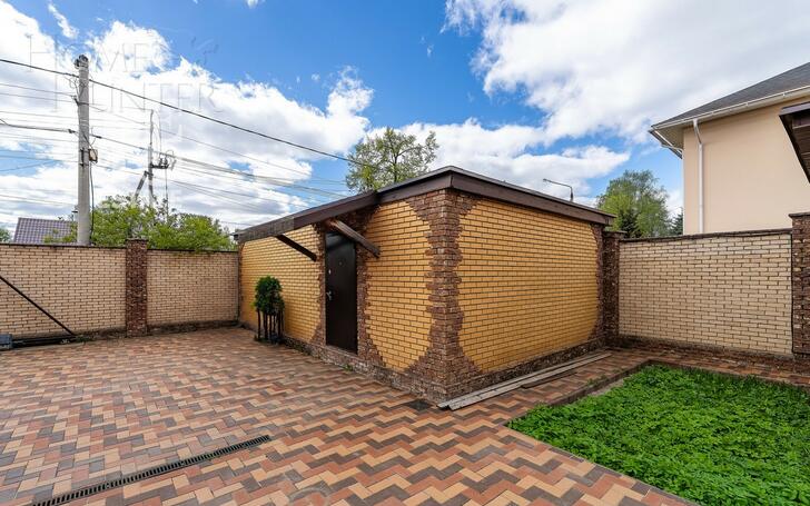 2-этажный коттедж 253 м² с отделкой
