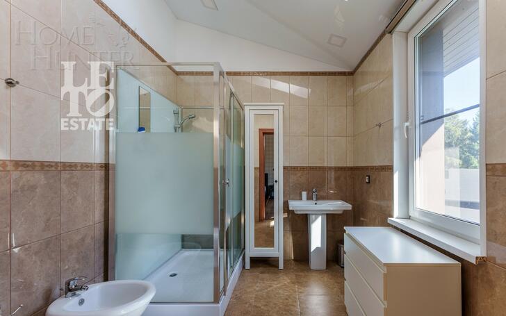 2-этажный коттедж 386 м² с отделкой