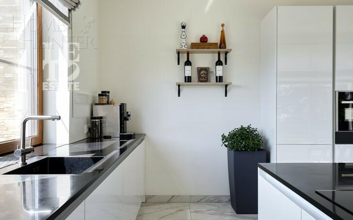 2-этажный коттедж 364 м² с отделкой